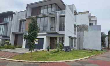 dijual rumah kota wisata