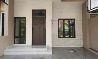 dijual rumah kota wisata cibubur