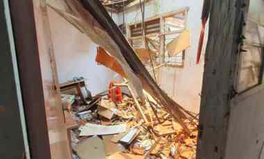 dijual rumah kramat