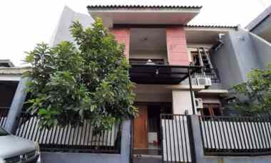 dijual rumah kukusan