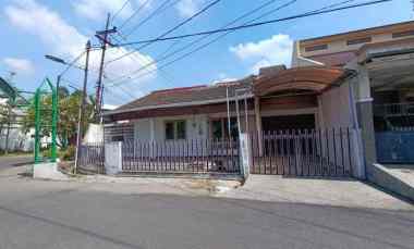 dijual rumah kutisari