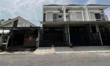 New Year New Price Kutisari Surabaya 2 Lt Row 4 Mobil Longgar