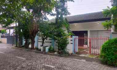 dijual rumah kutisari