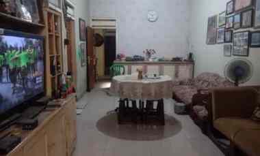 dijual rumah kutisari