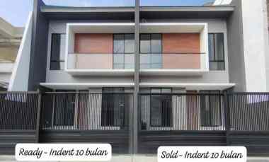 dijual rumah kutisari indah