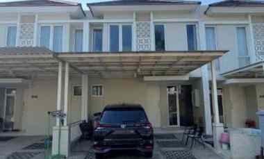 dijual rumah laguna kejawan putih kalisari