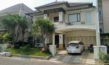 dijual rumah laguna regency