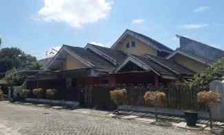 dijual rumah lama dekat kampus muhammad serudji jember