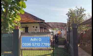 dijual rumah lama di cisaranten kota bandung