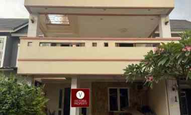 dijual rumah lantai 2 di metland transyogi cibubur