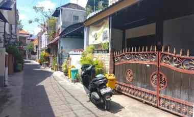 dijual rumah lantai 2 lokasi gunung rinjani