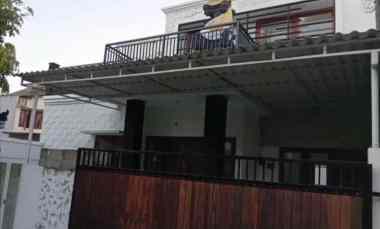 dijual rumah lantai 2 lokasi jalan tukad badung