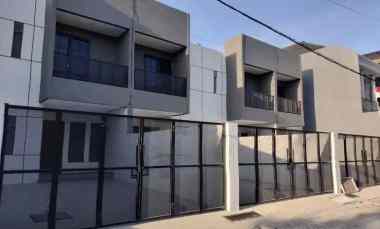 dijual rumah lebak arum