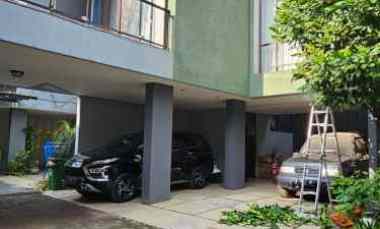 dijual rumah lebak bulus