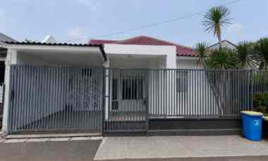 dijual rumah lebak bulus