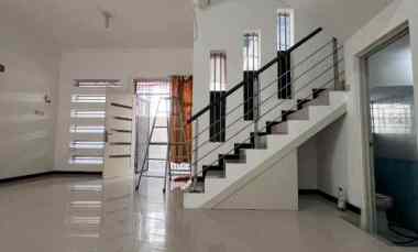 dijual rumah lebak indah