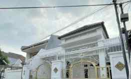 Rumah Baru Cantik Free Furnish Lebak Indah dekat Kenjeran,Pakuwon City