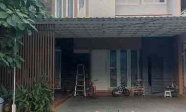 dijual rumah legenda wisata cibubur