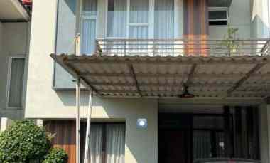 dijual rumah legenda wisata cibubur