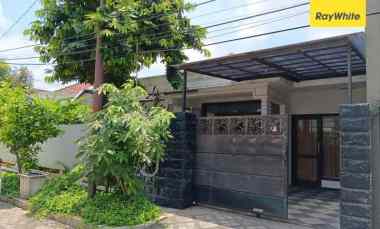 dijual rumah lelang kertajaya indah surabaya timur shm