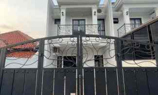 Dijual Rumah Baru Mewah di Lenteng Agung - Jakarta Selatan