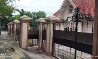 Dijual Rumah Letak Strategis Tengah Kota Surabaya