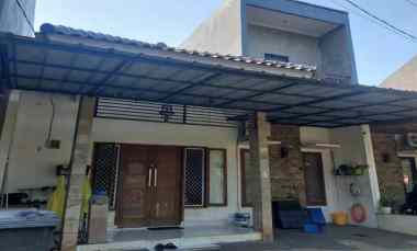 Rumah 2Lantai Dijual CASH 925JT dekat Tol di Limo Cinere Depok