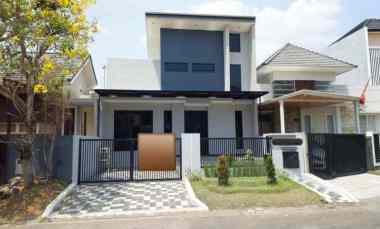 dijual rumah lokasi perumahan araya malang