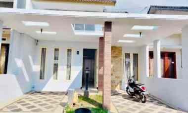 dijual rumah lokasi perumahan saxofone kota malang
