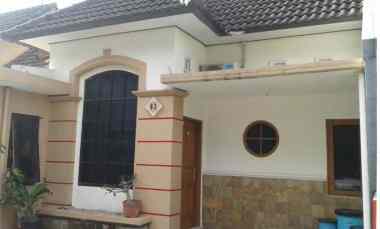 dijual rumah lokasi strategis