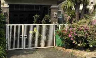 dijual rumah lokasi strategis