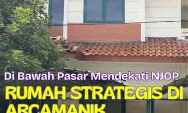dijual rumah luas di bawah harga pasar di arcamanik