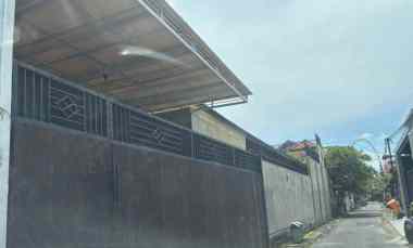 dijual rumah luas di pusat kota denpasar sanglah