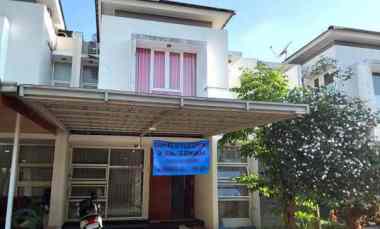 dijual rumah maguwoharjo depok sleman