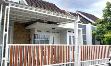 dijual rumah maguwoharjo depok sleman