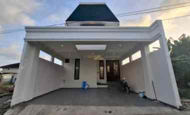 dijual rumah maguwoharjo kec depok kab