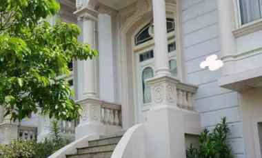 dijual rumah mal of indonesia