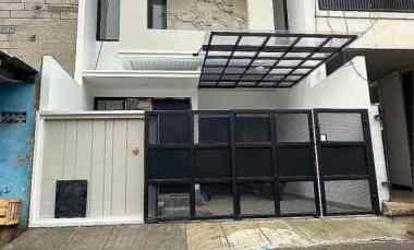 dijual rumah mampang