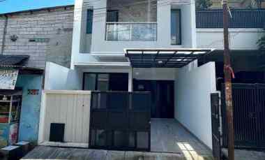 dijual rumah mampang