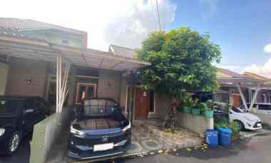 dijual rumah mampang pancoran mas depok