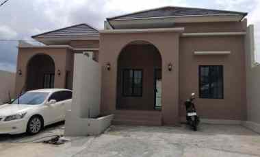 dijual rumah mangunharjo