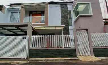 dijual rumah manjahlega