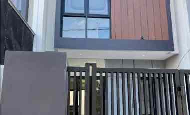 dijual rumah manukan