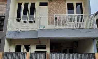 dijual rumah manukan asri minimalis