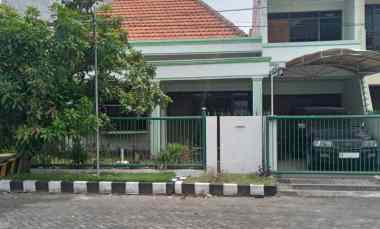 dijual rumah manyar