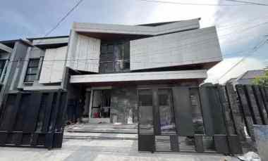 dijual rumah manyar indah