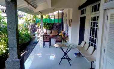 dijual rumah manyar indah