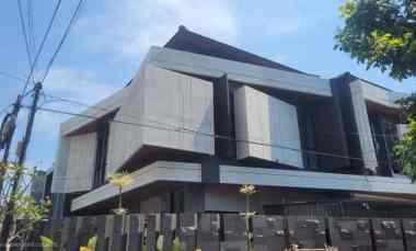 dijual rumah manyar indah
