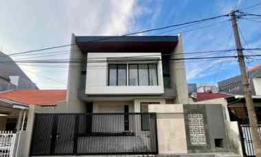 dijual rumah manyar jaya
