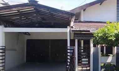 dijual rumah manyar jaya